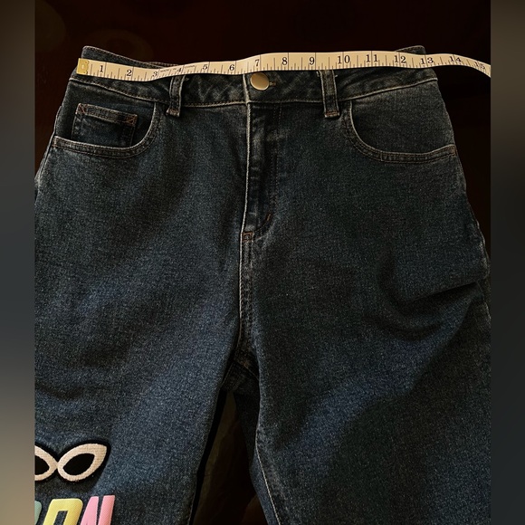 Barbie Graphic girls blue jeans size 14 patches frayed ankle - Picture 9 of 9